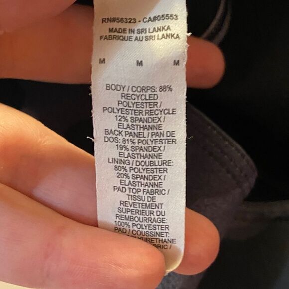 Nike Dri-FIT Swoosh Women’s Medium-Support Neck Sports‎ Bra Women’s Size Medium - Picture 6 of 6